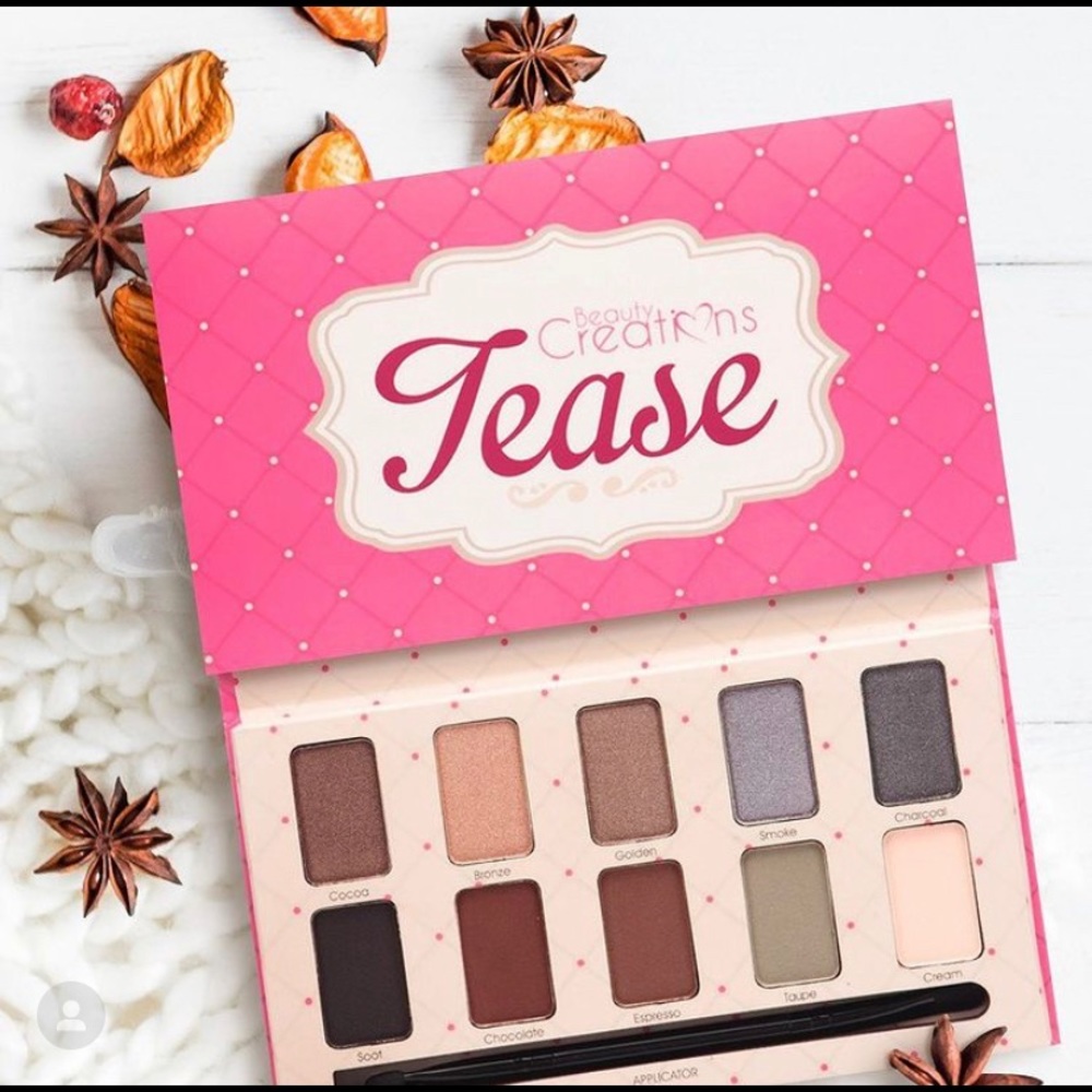 Tease eyeshadow palette